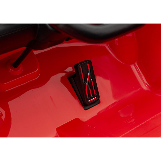 Детская аккумуляторная машинка Mercedes Benz AMG SL63 Красная