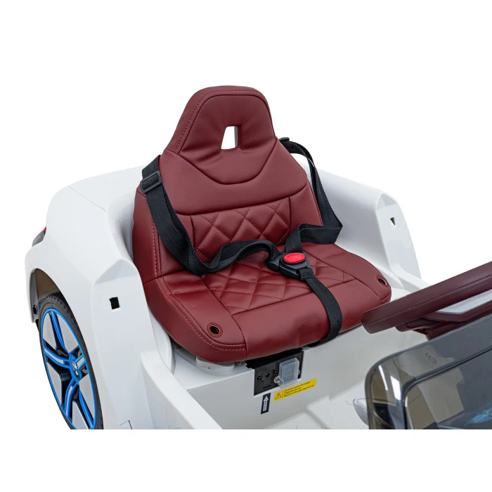 Детский автомобиль BMW i4 на аккумуляторе Белый + Медленный старт + EVA + Экокожа + Audio LED + Пульт