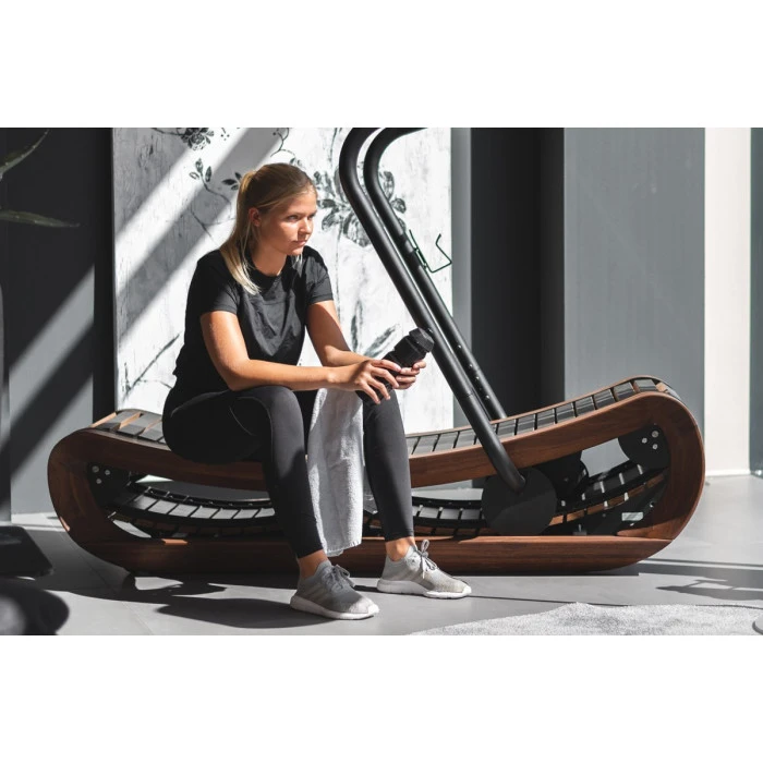 Спортивная бутылка для воды