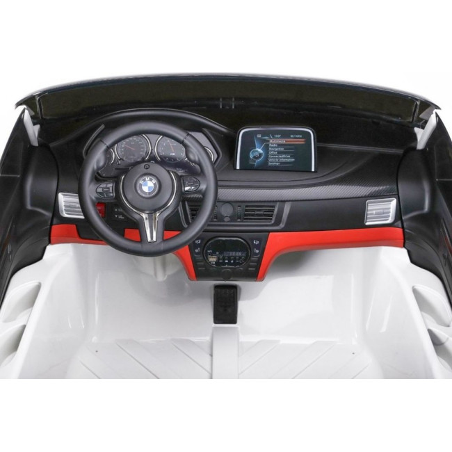 Детская аккумуляторная машинка BMW X6M XXL для 2 детей Белая