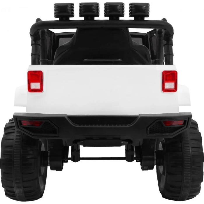 Дитяча акумуляторна машинка All Terrain Біла