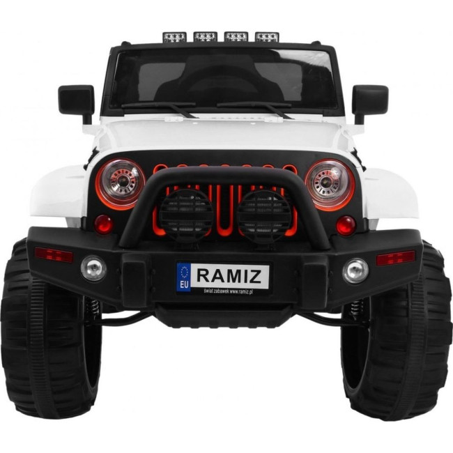 Детская аккумуляторная машинка All Terrain Белая