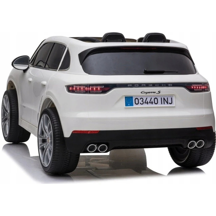 Дитяча акумуляторна машинка Porsche Cayenne S Біла
