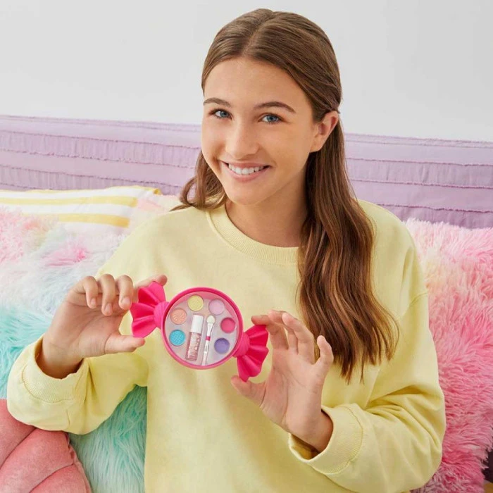 Набор для макияжа Make it Real.3C4G Сладкая конфета