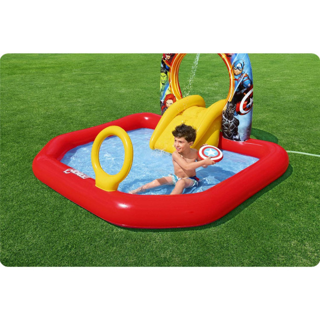 Надувная игровая площадка Мстители Bestway 98800 211x198x125 см