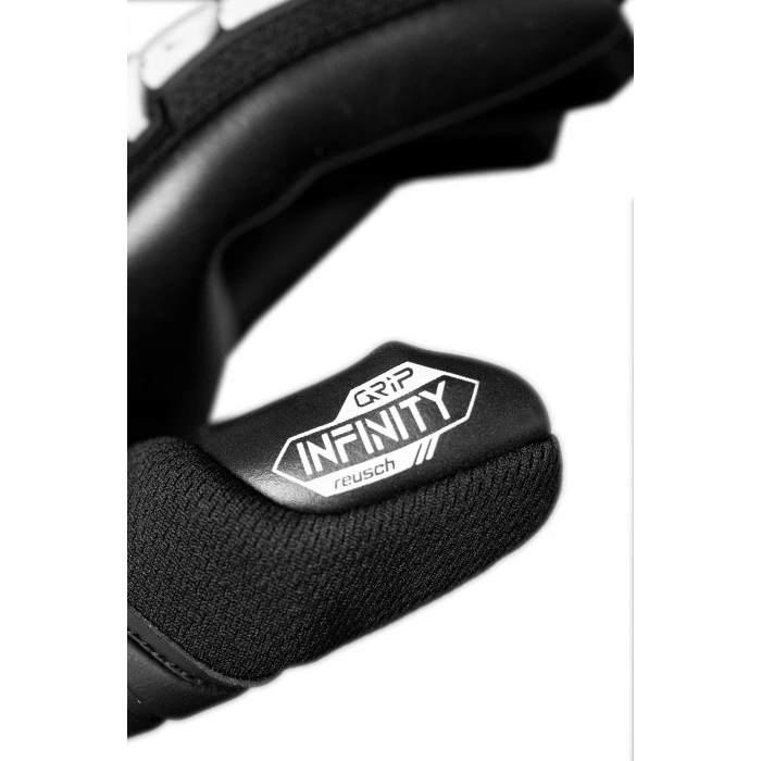 Рукавички воротарські Reusch Attrakt Freegel Infinity р. 7,5, чорні
