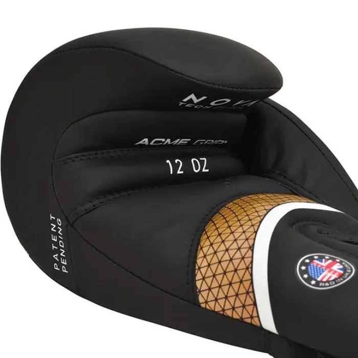 Перчатки боксерские с капой RDX AURA PLUS T-17 размер 14 унций, черно-золотистые