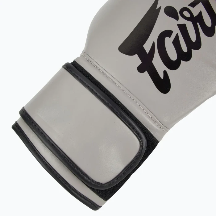 Рукавички боксерські з бинтами Fairtex BGV14 14 унцій, сірі