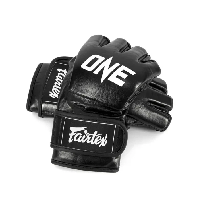 Перчатки греплинговые для ММА Fairtex FGV12 ONE размер M, черные