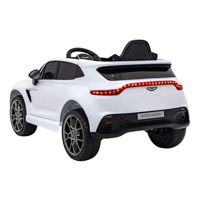 Детская аккумуляторная машинка Aston Martin DBX Белая