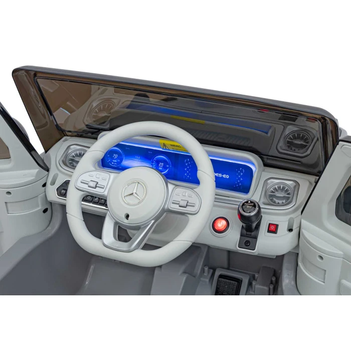 Дитяча акумуляторна машинка Mercedes Benz EQG Сіра