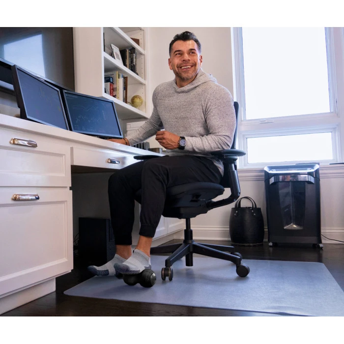 Ролик массажный Power Plate, черный