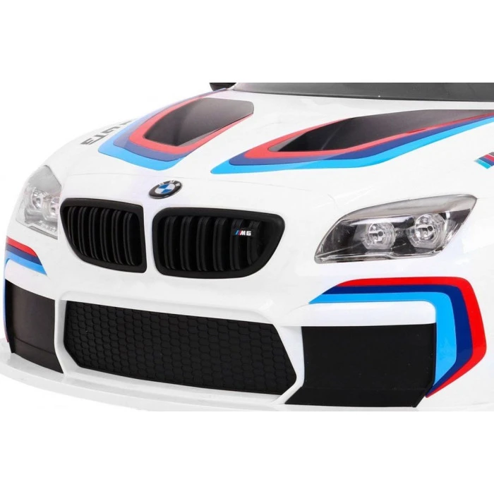 Детская аккумуляторная машинка BMW M6 GT3 Белая