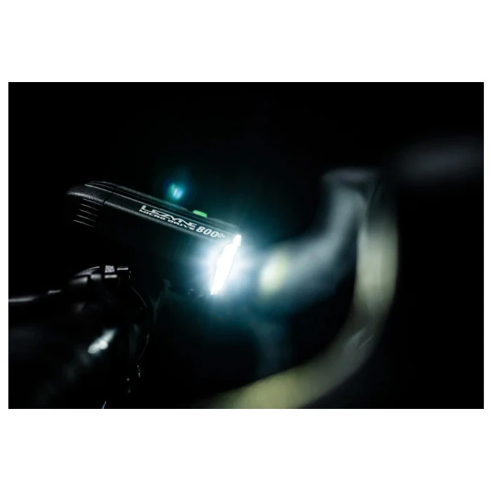 Передній ліхтар LEZYNE MICRO DRIVE 800 лм чорний