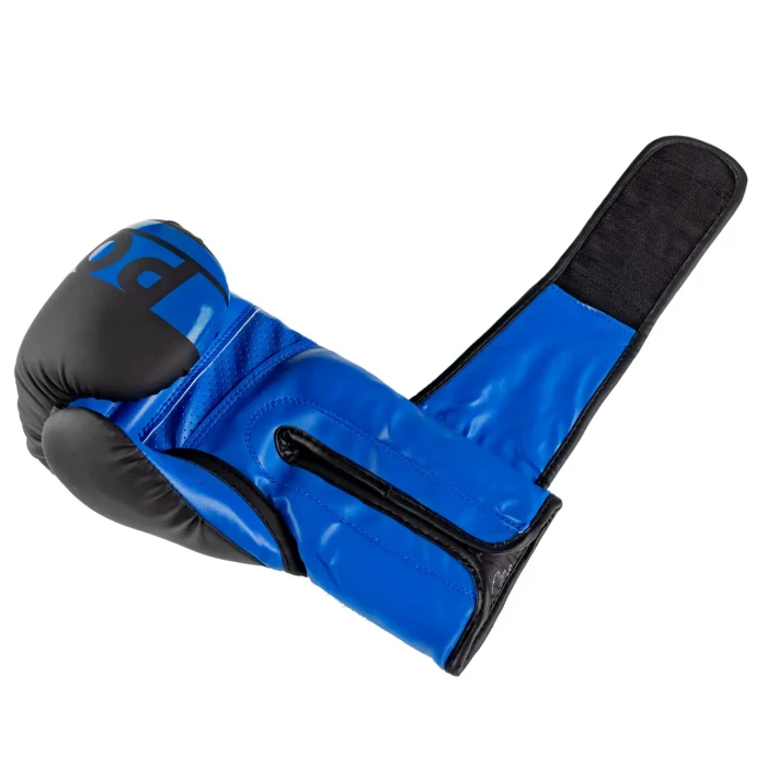 Перчатки боксерские PowerPlay 3086 Matt Challenger размер 16 унций, черно-синие
