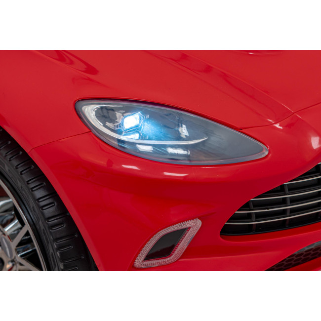 Детская аккумуляторная машинка Aston Martin DBX Красная