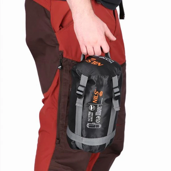 Спальный мешок ультра легкий 710г NILS CAMP NC1705 серый