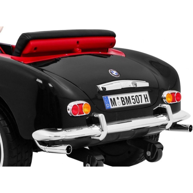 Детская аккумуляторная машинка BMW 507 Retro Черная