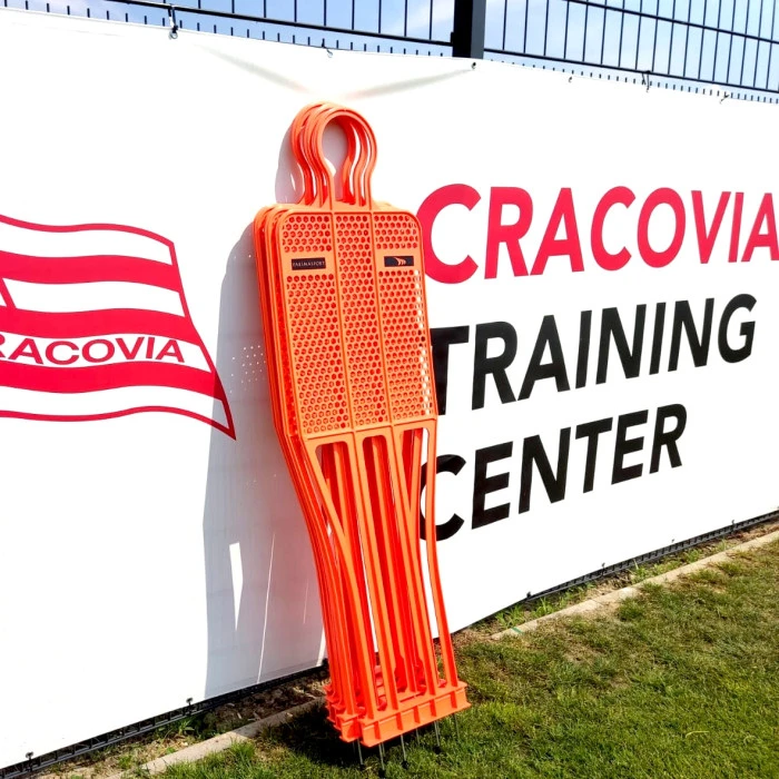 Манекен футболиста для тренировок YakimaSport Pro 180 см, оранжевый.