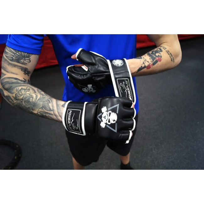 Перчатки для MMA PowerPlay 3056 А размер XL, черные