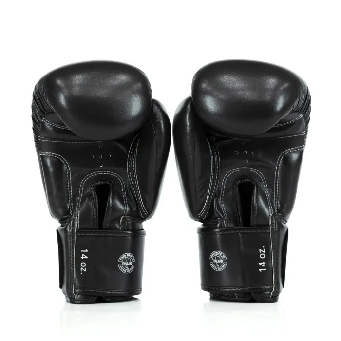 Перчатки боксерские с бинтами Fairtex Amateur BGV27 16 унций, черные
