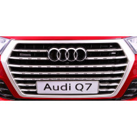 Детская аккумуляторная машинка Audi Q7 Quattro S-Line Красная