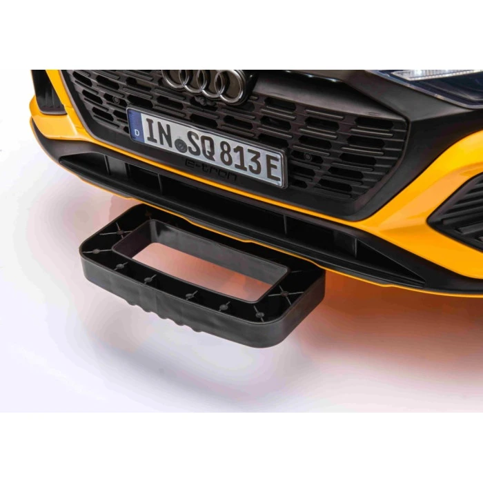 Дитяча акумуляторна машинка Audi SQ8 Жовта