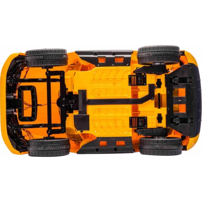 Дитяча акумуляторна машинка Audi SQ8 Жовта