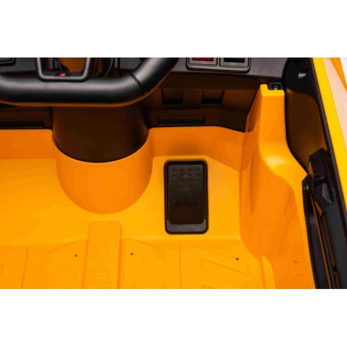 Дитяча акумуляторна машинка Audi SQ8 Жовта