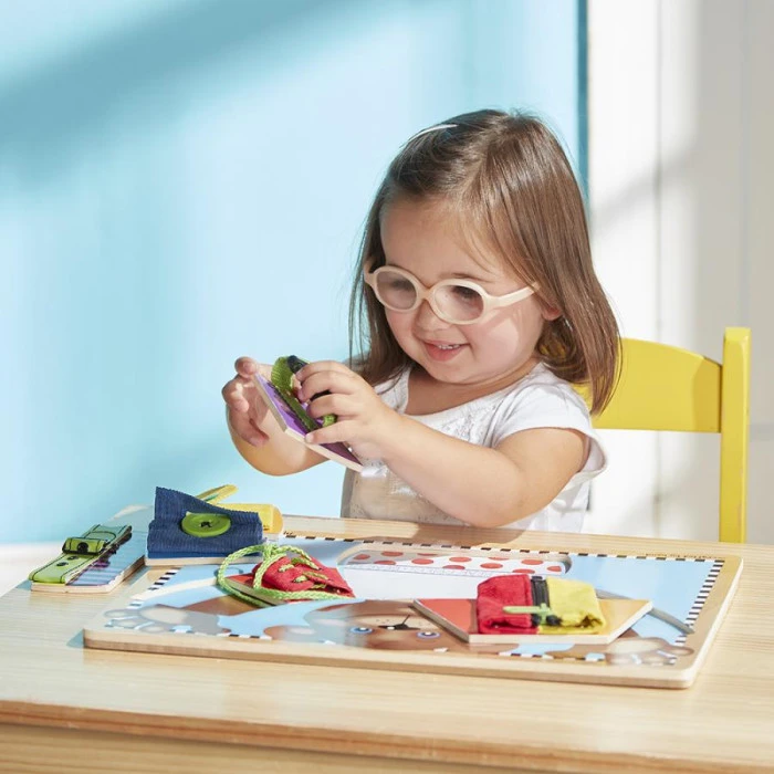 Бизиборд Spin Master Мишка с застежками Melissa and Doug