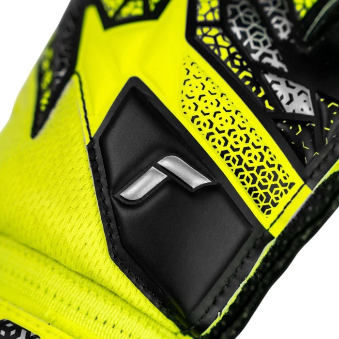 Перчатки вратарские Reusch Attrakt Silver Junior 5572215 2025 г.8, желто-черный