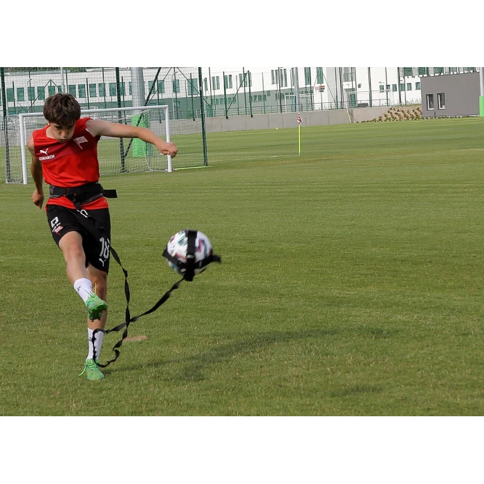 Футбольный тренажер Yakimasport Skill ball II 100191, черный