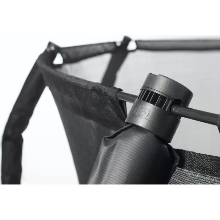 Батут Salta First Class с внутренней сеткой 8 футов 251 см черно-зеленый