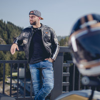 Мотоциклетный шлем W-TEC Fiber Glass Black - XXL (63-64)