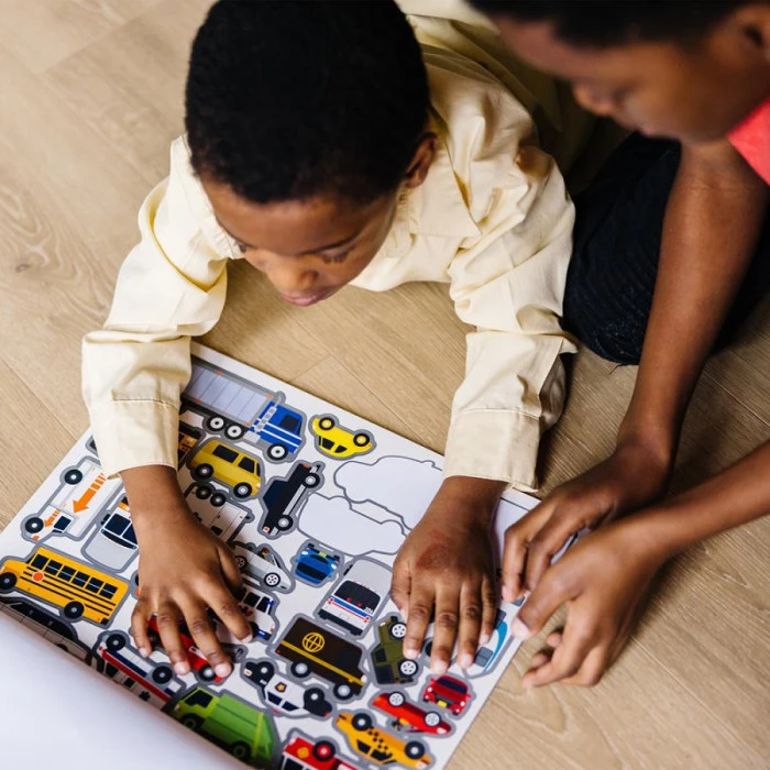 Набор многоразовых наклейок Spin Master Транспорт Melissa and Doug