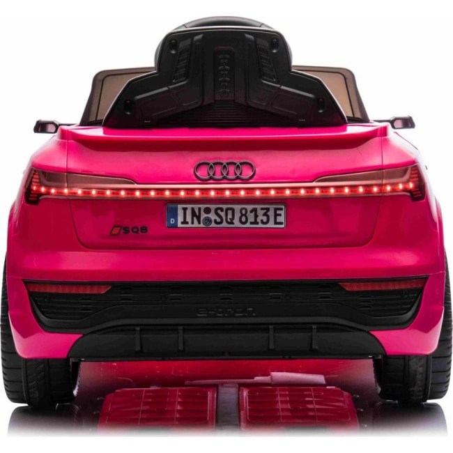 Детская аккумуляторная машинка Audi SQ8 Розовая