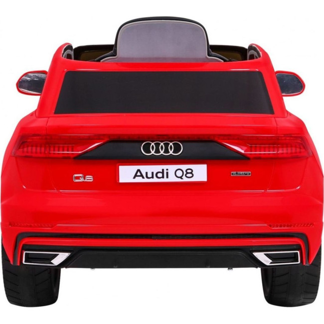 Детская аккумуляторная машинка Audi Q8 Красная