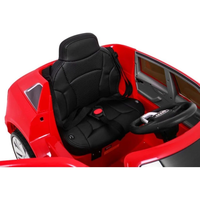 Дитяча акумуляторна машинка Audi Q8 Червона