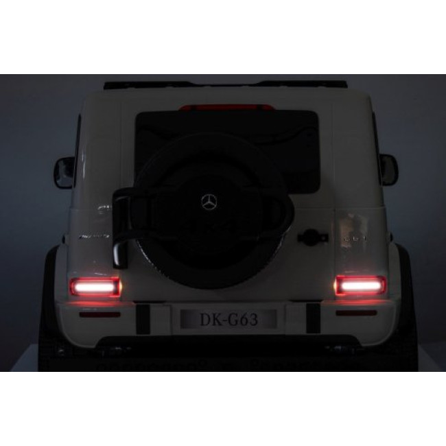 Детская аккумуляторная машинка Mercedes Benz G63 AMG XXL Белая