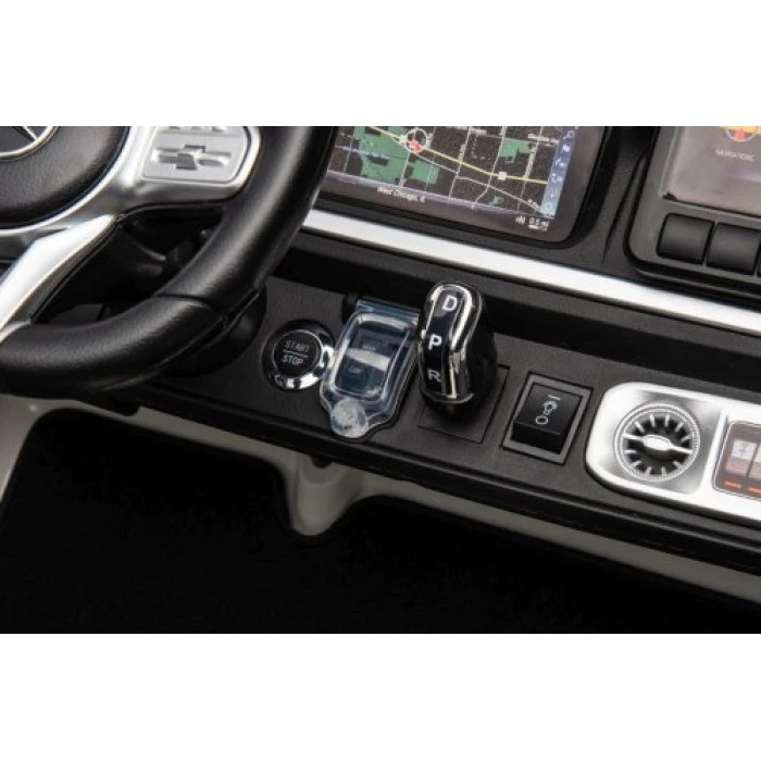 Дитяча акумуляторна машинка Mercedes Benz G63 AMG XXL Біла