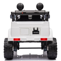 Дитяча акумуляторна машинка Toyota FJ Cruiser Біла