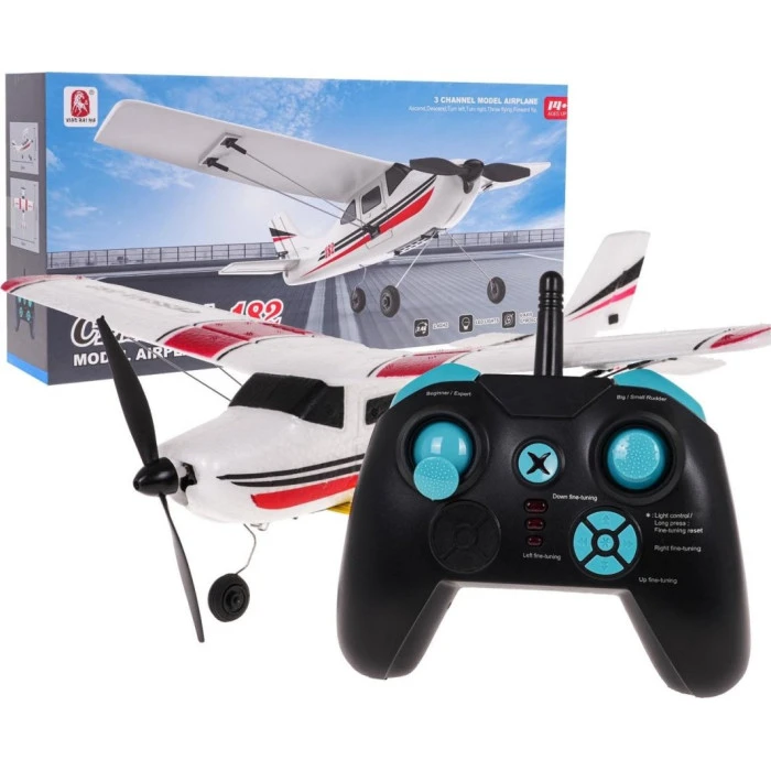 Самолет на радиоуправлении CESSNA-182