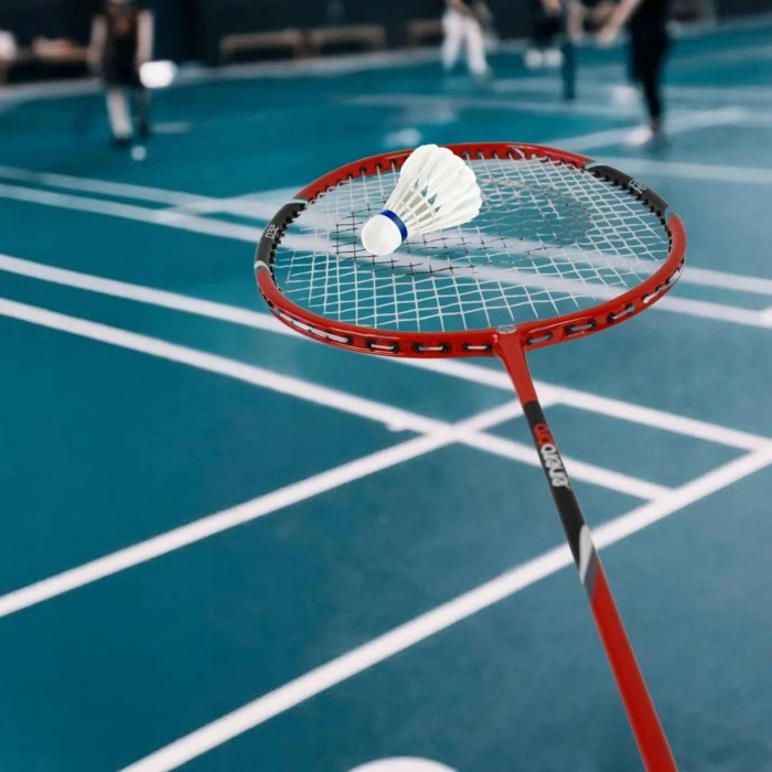Ракетка для бадминтона ENERO PRO 32, черно-красная.