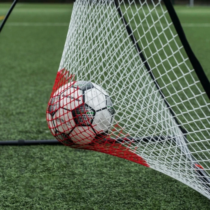 Футбольный тренажер QUICKPLAY SPOT 150x100 см