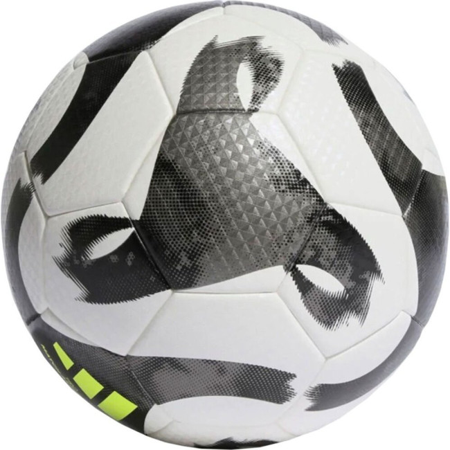 Мяч футбольный Adidas League Artificial HT2423 размер 5, бело-черный
