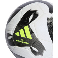 Мяч футбольный Adidas League Artificial HT2423 размер 5, бело-черный