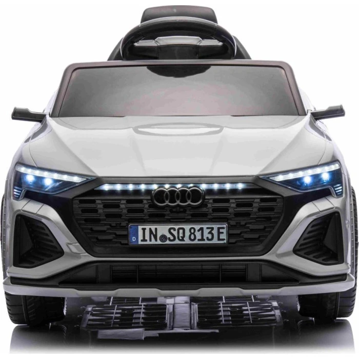 Дитяча акумуляторна машинка Audi SQ8 Сіра
