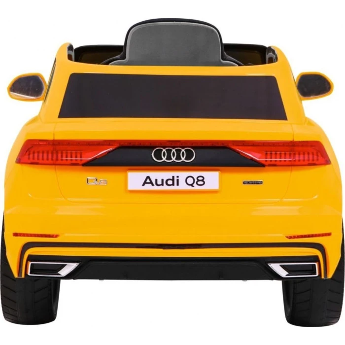 Детская аккумуляторная машинка Audi Q8 Желтая
