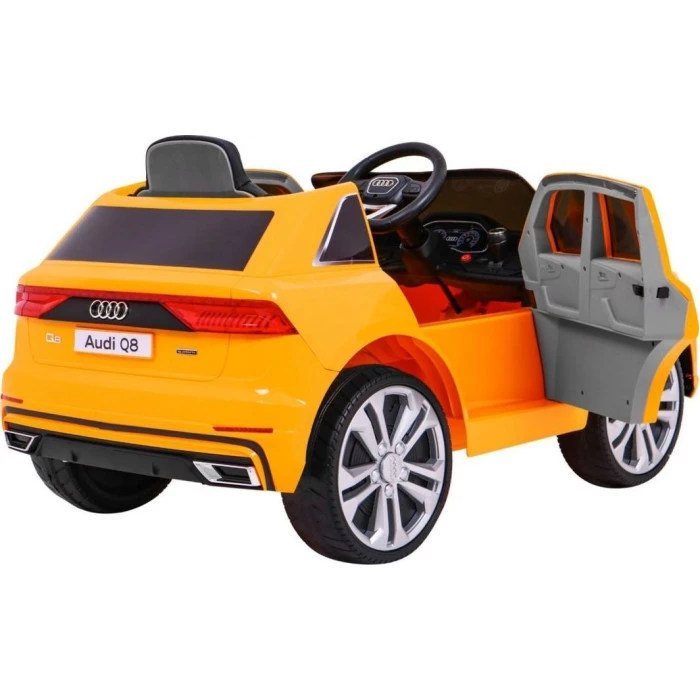 Детская аккумуляторная машинка Audi Q8 Желтая