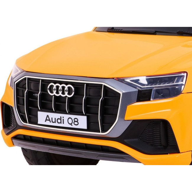 Детская аккумуляторная машинка Audi Q8 Желтая